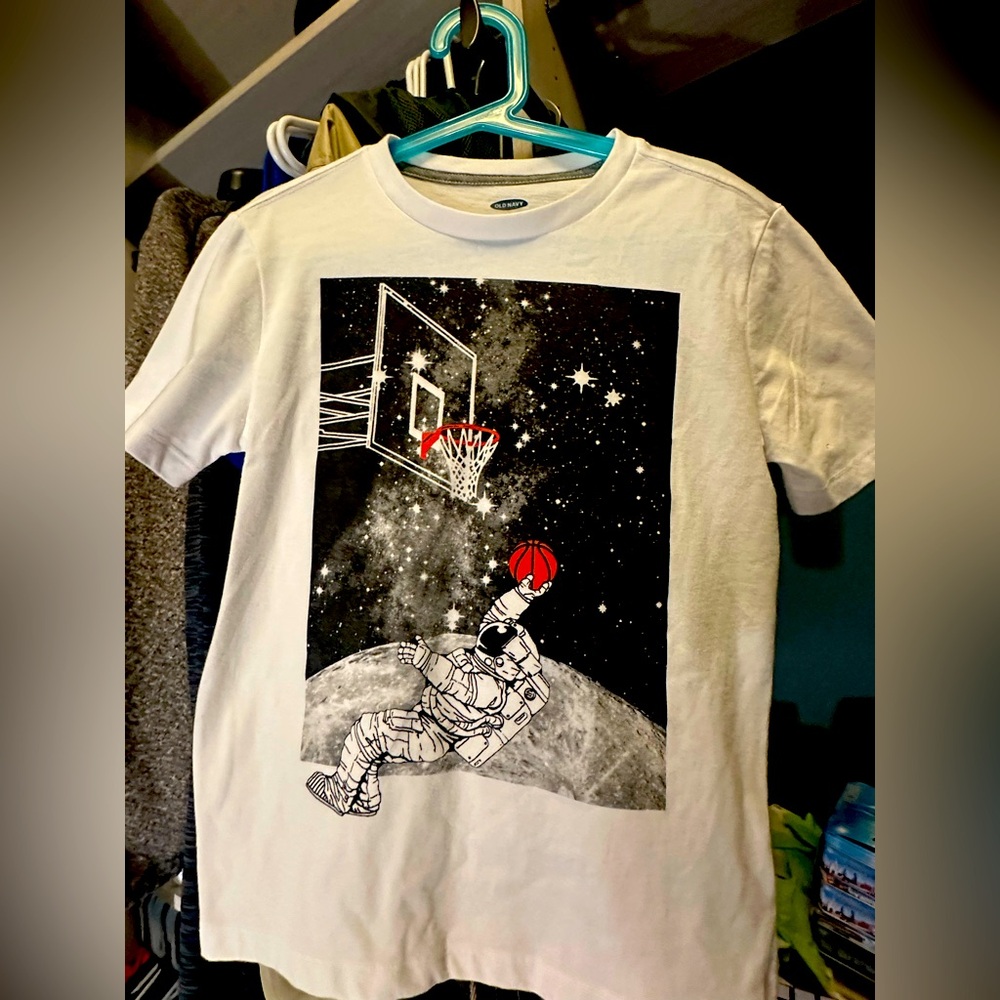 Boys old navy astronaut basketball shirt